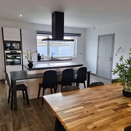 Le Coin Douillet 公寓 Saint-Ghislain